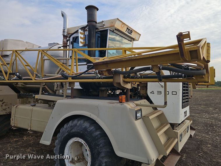 image for item EI8374 Tyler 4300 sprayer