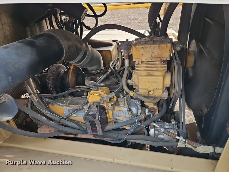 image for item EI8374 Tyler 4300 sprayer