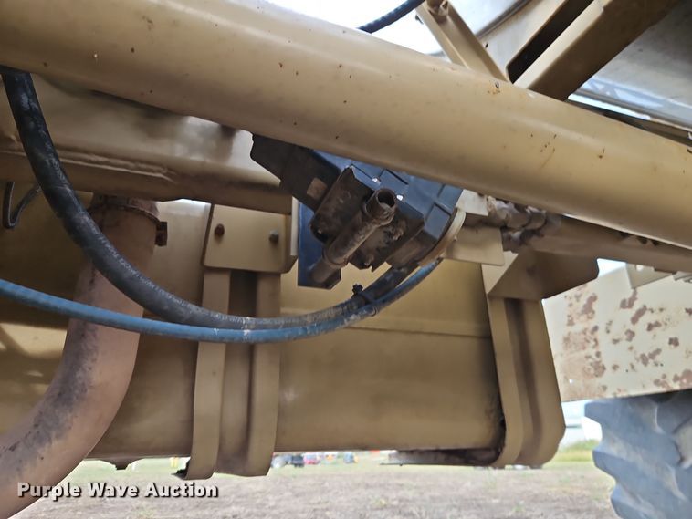 image for item EI8374 Tyler 4300 sprayer