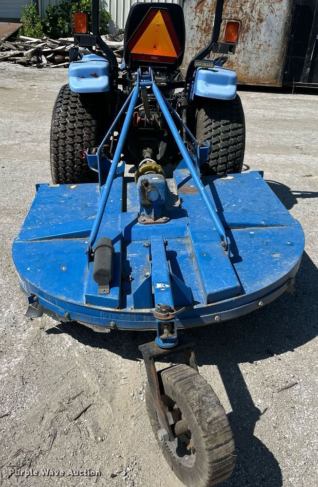 image for item EJ7259 New Holland TC33N MFWD tractor