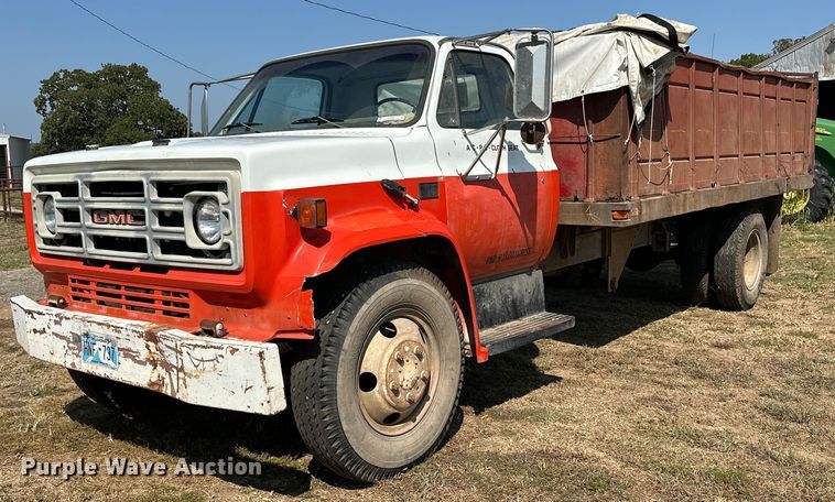 image for item EJ8886 1988 GMC C6D042 grain truck