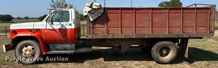 image for item EJ8886 1988 GMC C6D042 grain truck