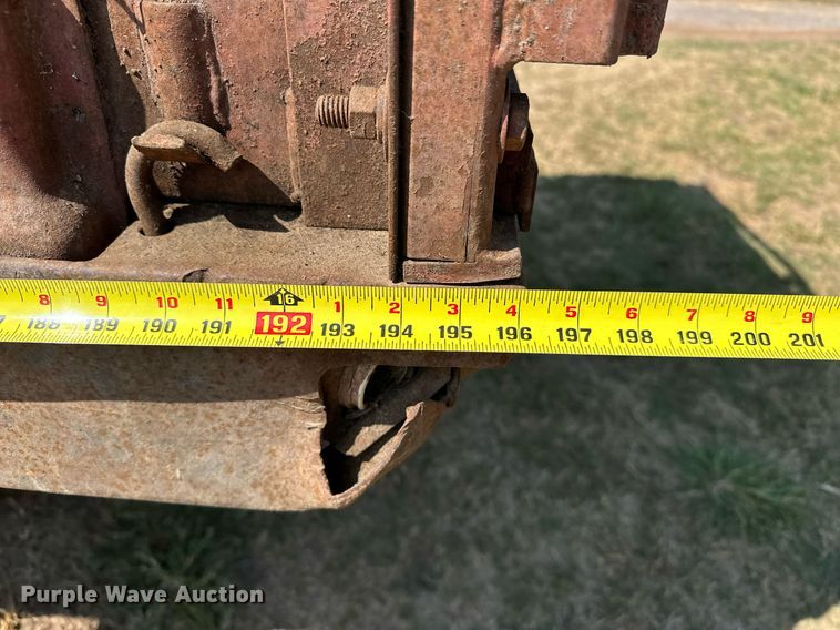 image for item EJ8886 1988 GMC C6D042 grain truck