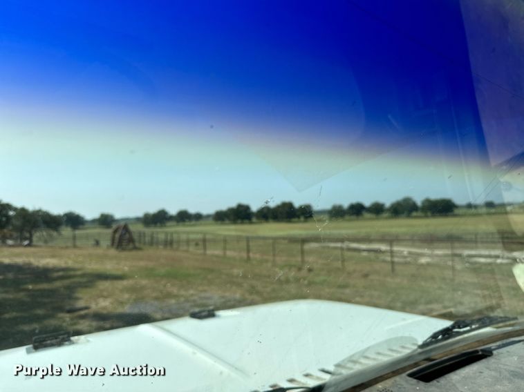 image for item EJ8886 1988 GMC C6D042 grain truck