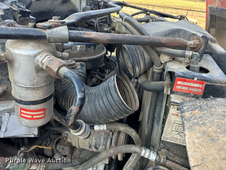 image for item EJ8886 1988 GMC C6D042 grain truck