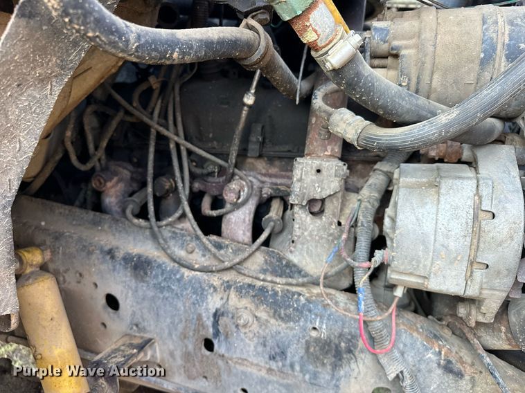 image for item EJ8886 1988 GMC C6D042 grain truck