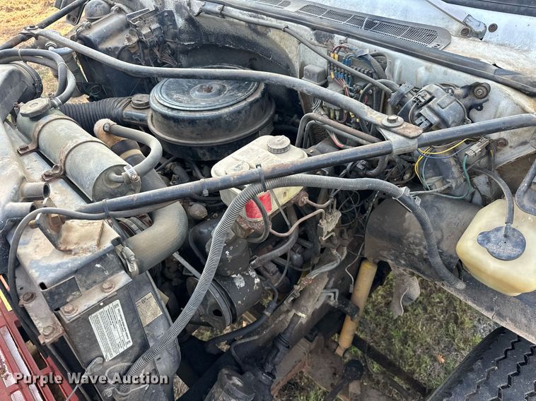 image for item EJ8886 1988 GMC C6D042 grain truck