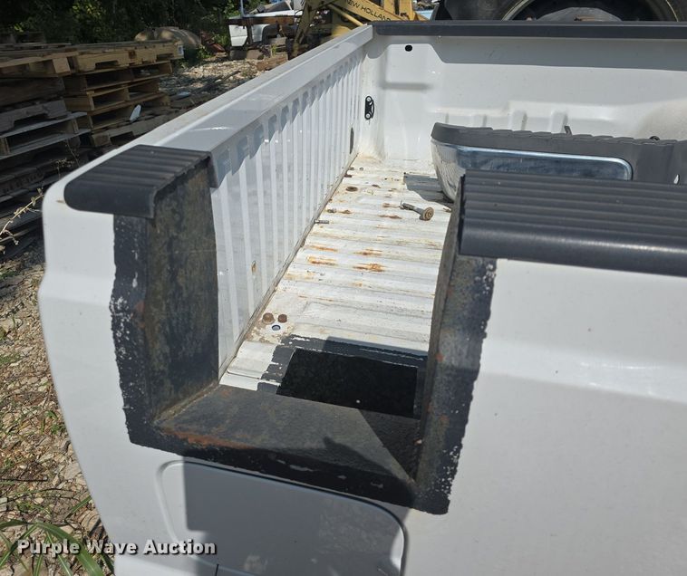 image for item EK2128 Pickup bed