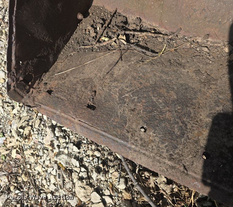 image for item EK2129 John Deere 46A loader