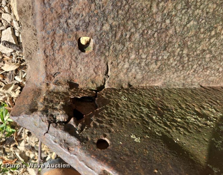 image for item EK2129 John Deere 46A loader