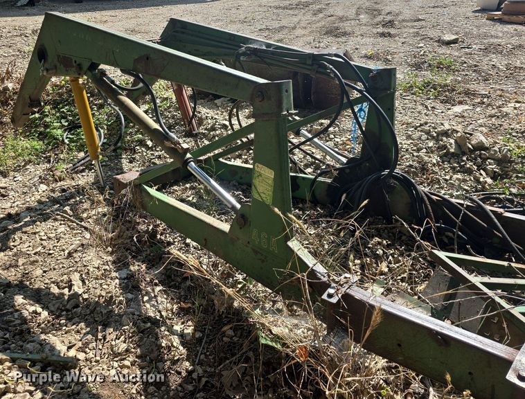 image for item EK2129 John Deere 46A loader