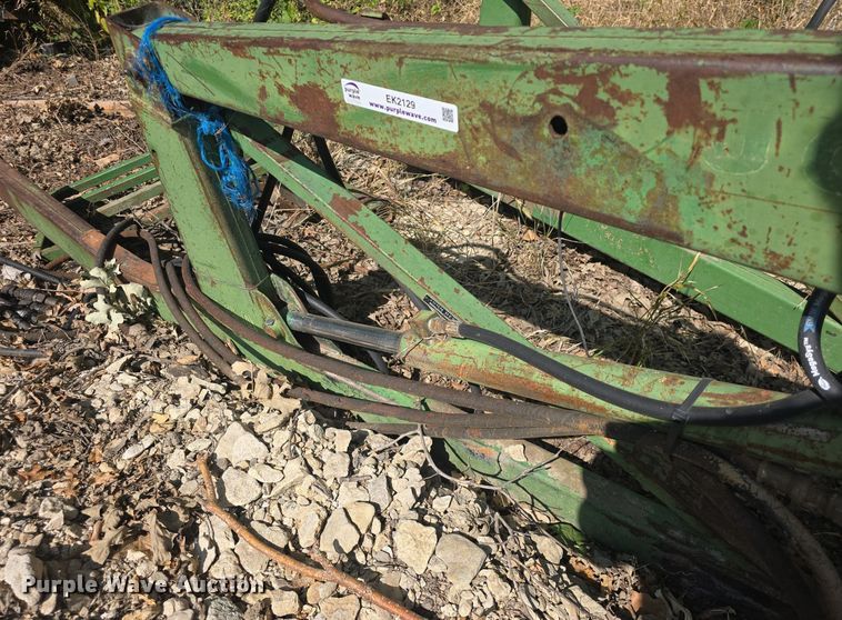 image for item EK2129 John Deere 46A loader