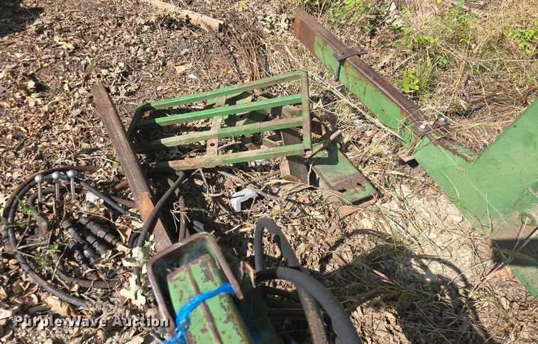 image for item EK2129 John Deere 46A loader