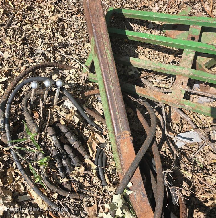 image for item EK2129 John Deere 46A loader