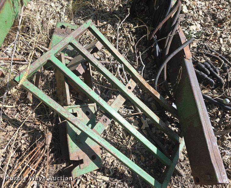 image for item EK2129 John Deere 46A loader