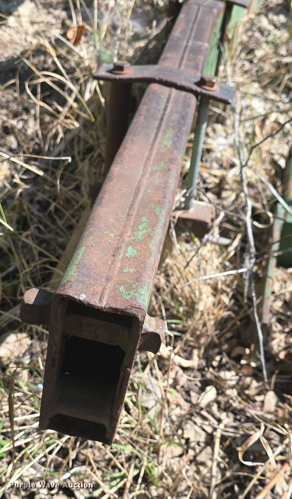 image for item EK2129 John Deere 46A loader