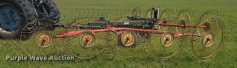 image for item EK2130 KM hay rake