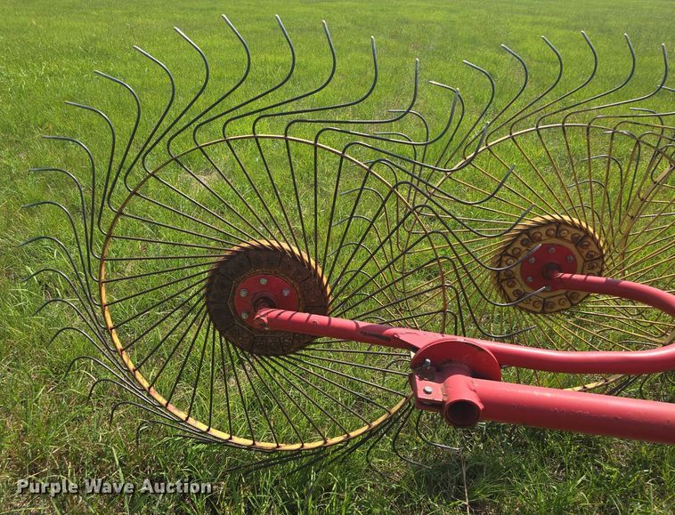 image for item EK2130 KM hay rake