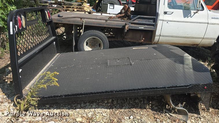 image for item EK2134 Flatbed
