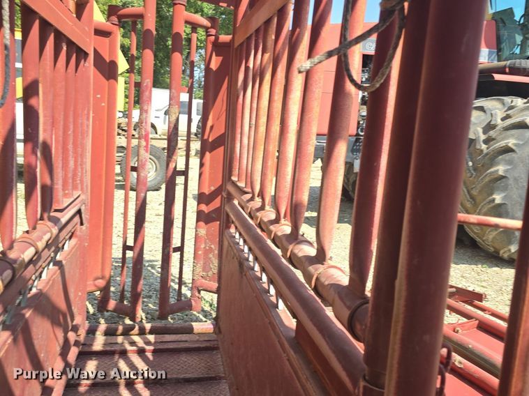 image for item EK2137 Stampede Steel livestock chute