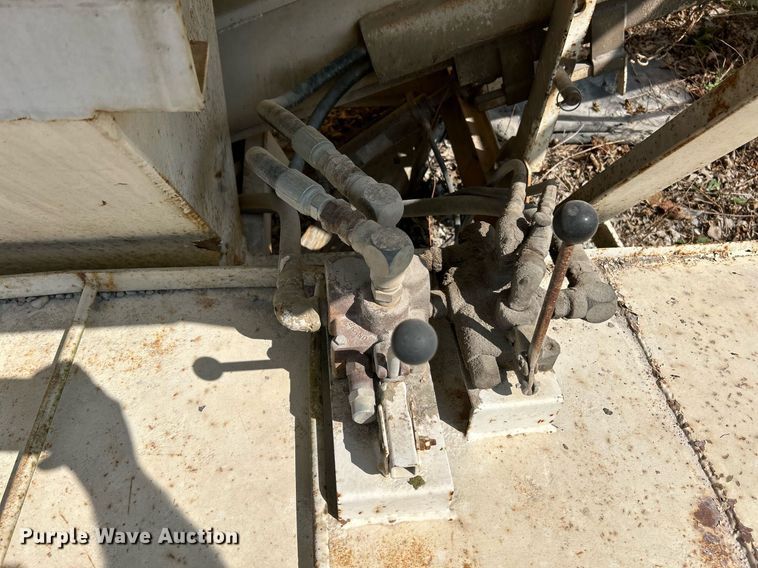 image for item EK3292 Fertilizer tender bed 