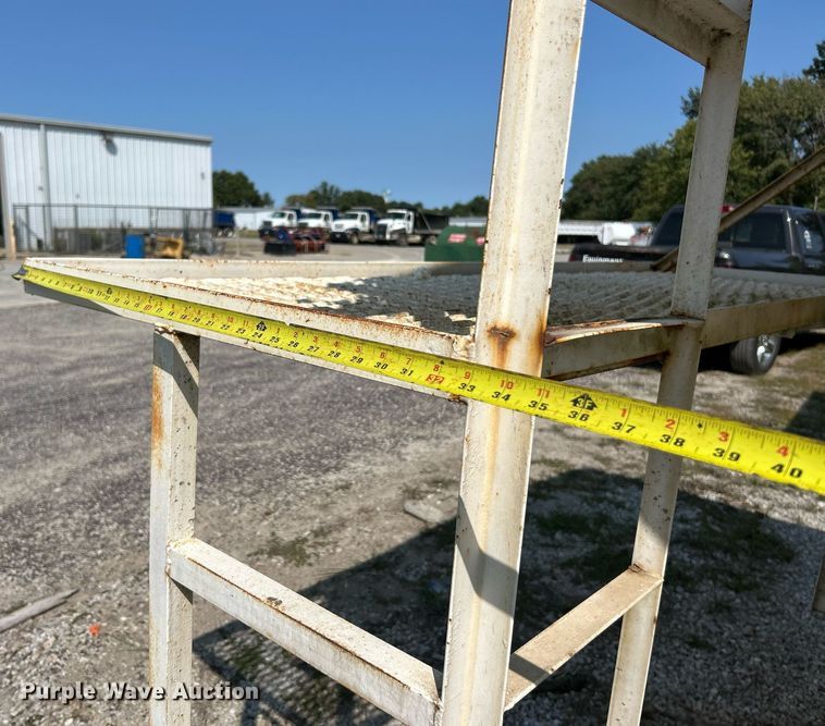 image for item EK3292 Fertilizer tender bed 