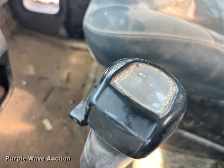 image for item EK8989 1995 Kenworth fertilizer delivery truck