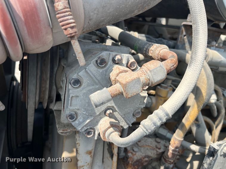 image for item EK8989 1995 Kenworth fertilizer delivery truck