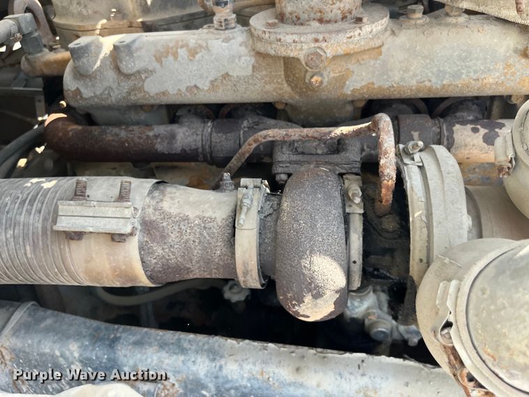 image for item EK8989 1995 Kenworth fertilizer delivery truck