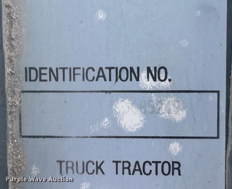 image for item EK8989 1995 Kenworth fertilizer delivery truck