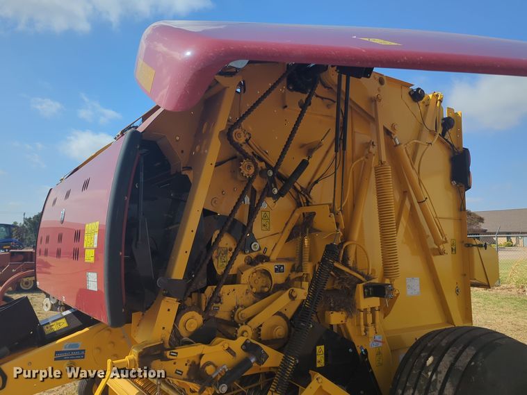 image for item EQ2188 2022 New Holland RB560 round baler