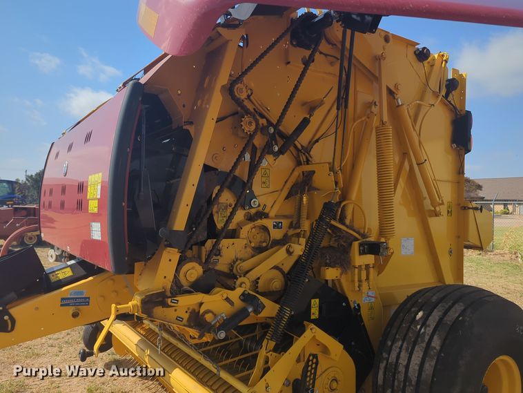 image for item EQ2188 2022 New Holland RB560 round baler