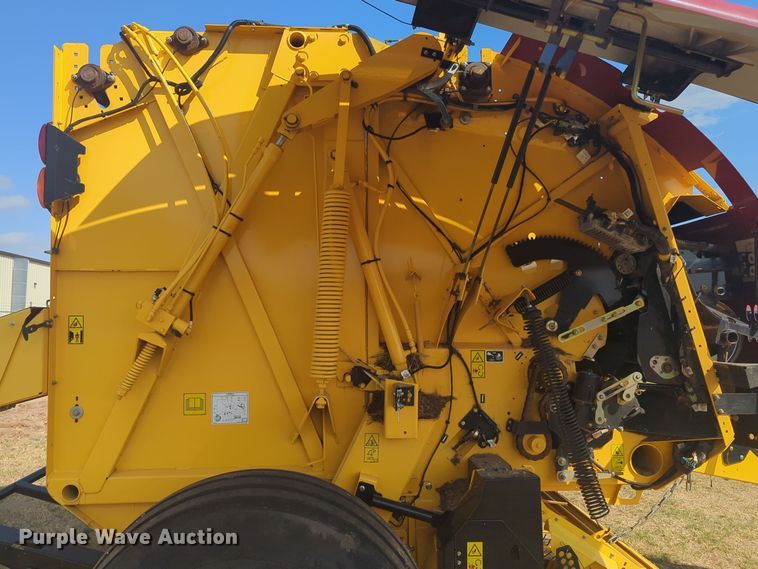 image for item EQ2188 2022 New Holland RB560 round baler