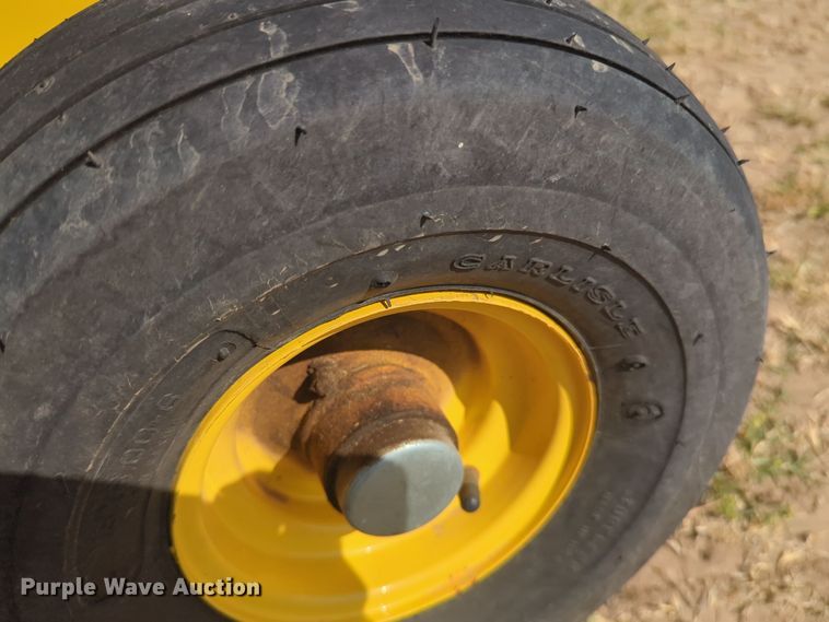 image for item EQ2188 2022 New Holland RB560 round baler