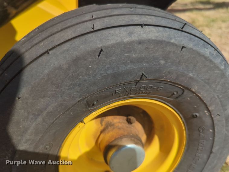 image for item EQ2188 2022 New Holland RB560 round baler