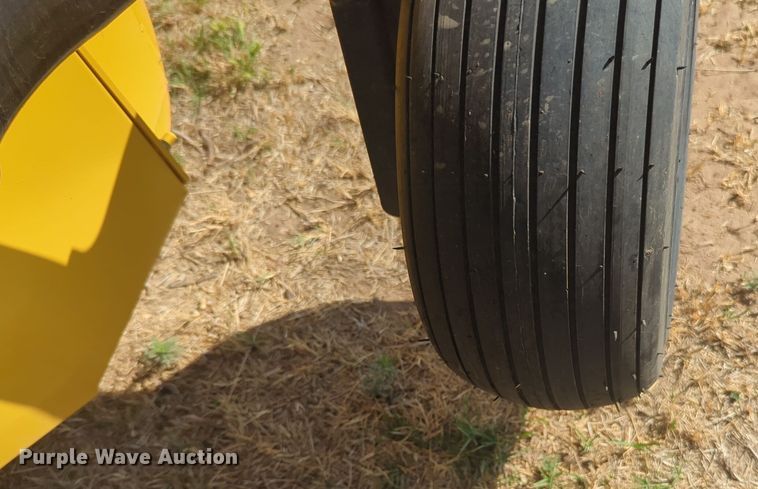 image for item EQ2188 2022 New Holland RB560 round baler