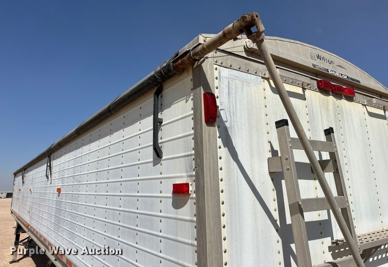 image for item IB9479 2008 Wilson DWH-500 grain trailer