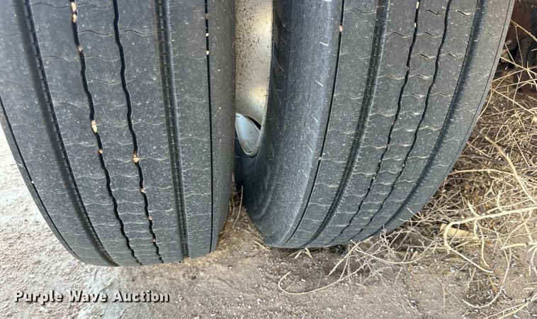 image for item IB9479 2008 Wilson DWH-500 grain trailer