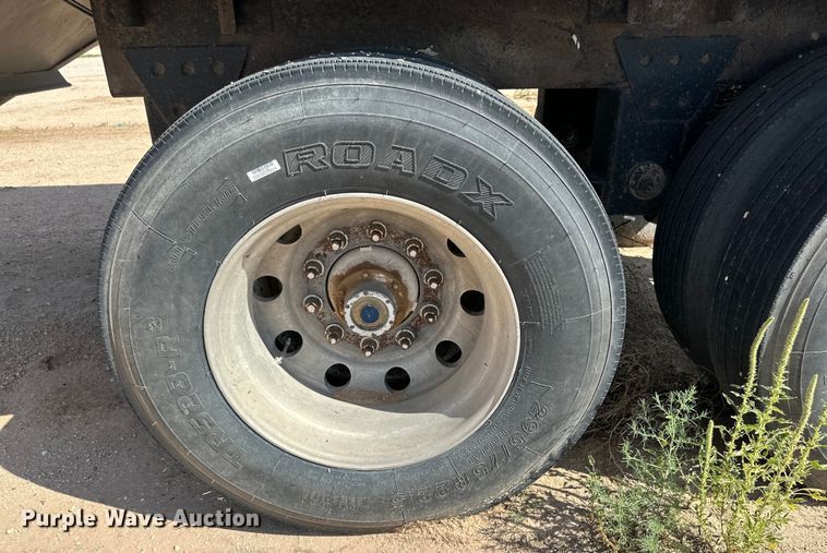 image for item IB9479 2008 Wilson DWH-500 grain trailer