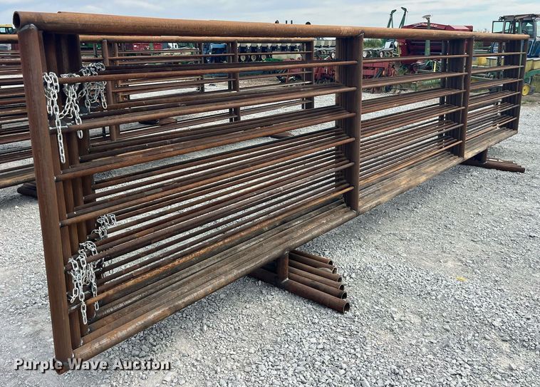 image for item LC9173 (6) 24' L livestock panels