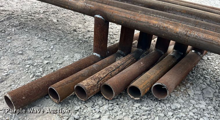 image for item LC9173 (6) 24' L livestock panels