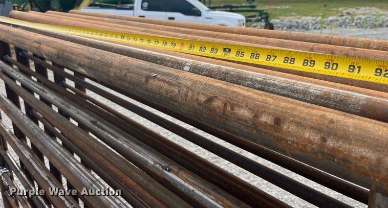 image for item LC9173 (6) 24' L livestock panels