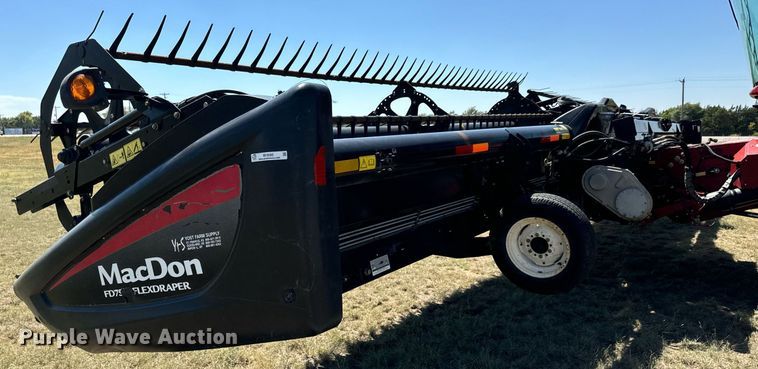 image for item MV9080 2014 MacDon  FD75-S flex draper head