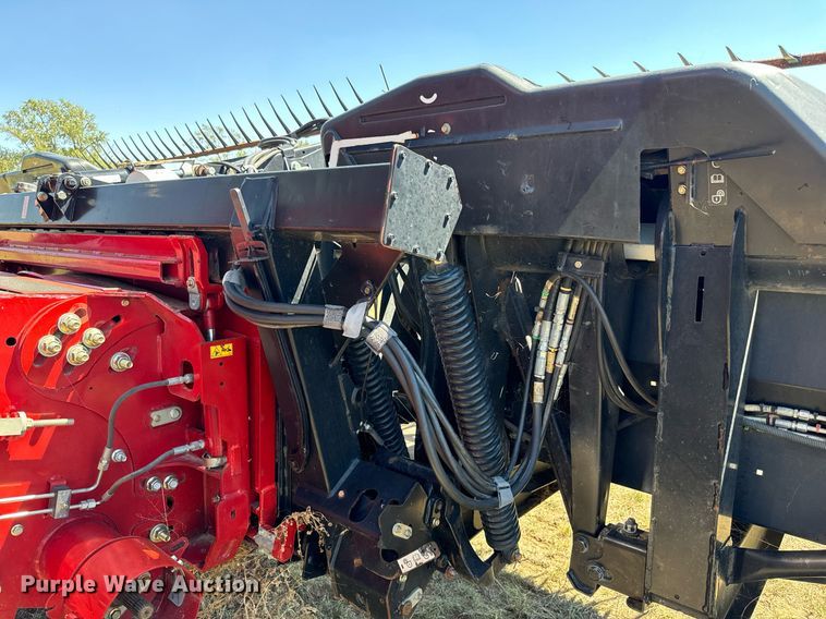 image for item MV9080 2014 MacDon  FD75-S flex draper head