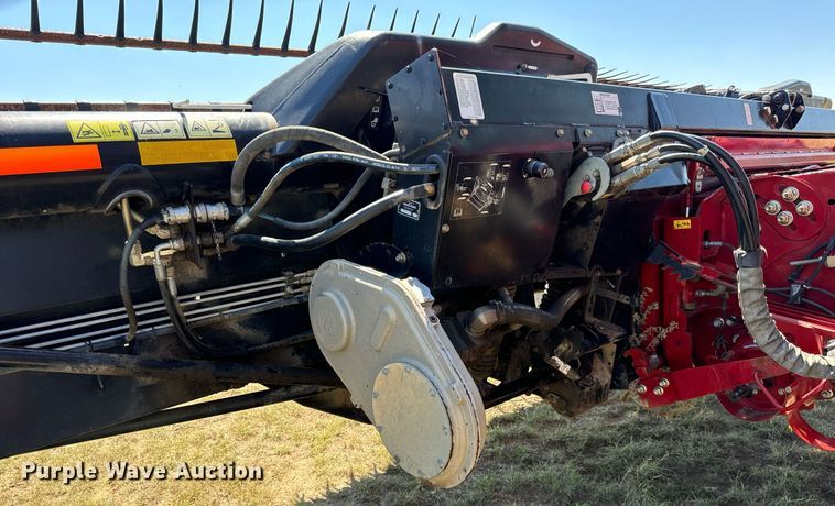 image for item MV9080 2014 MacDon  FD75-S flex draper head