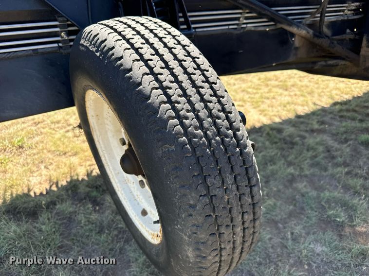 image for item MV9080 2014 MacDon  FD75-S flex draper head