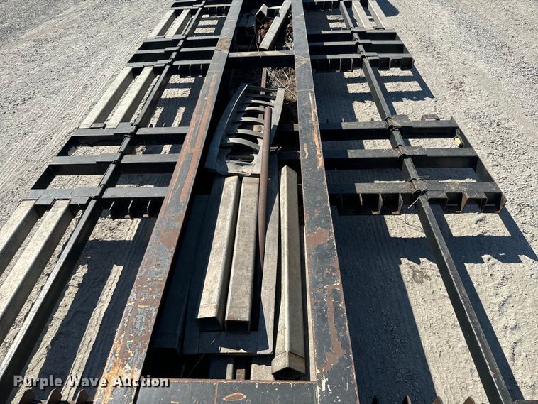 image for item MV9088 1997 Landoll Hauloll combine trailer 