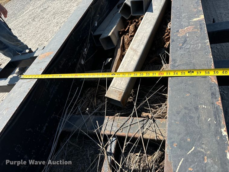 image for item MV9088 1997 Landoll Hauloll combine trailer 