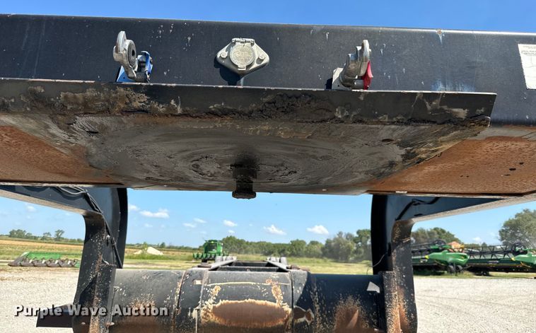 image for item MV9088 1997 Landoll Hauloll combine trailer 