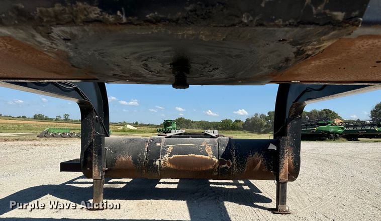 image for item MV9088 1997 Landoll Hauloll combine trailer 